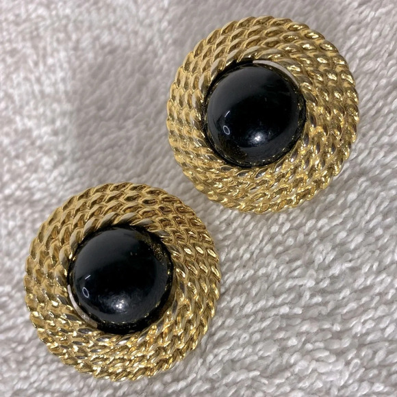 Vintage Gold Tone Rope Circles With Black Centres Clip On Earrings - Picture 1 of 7